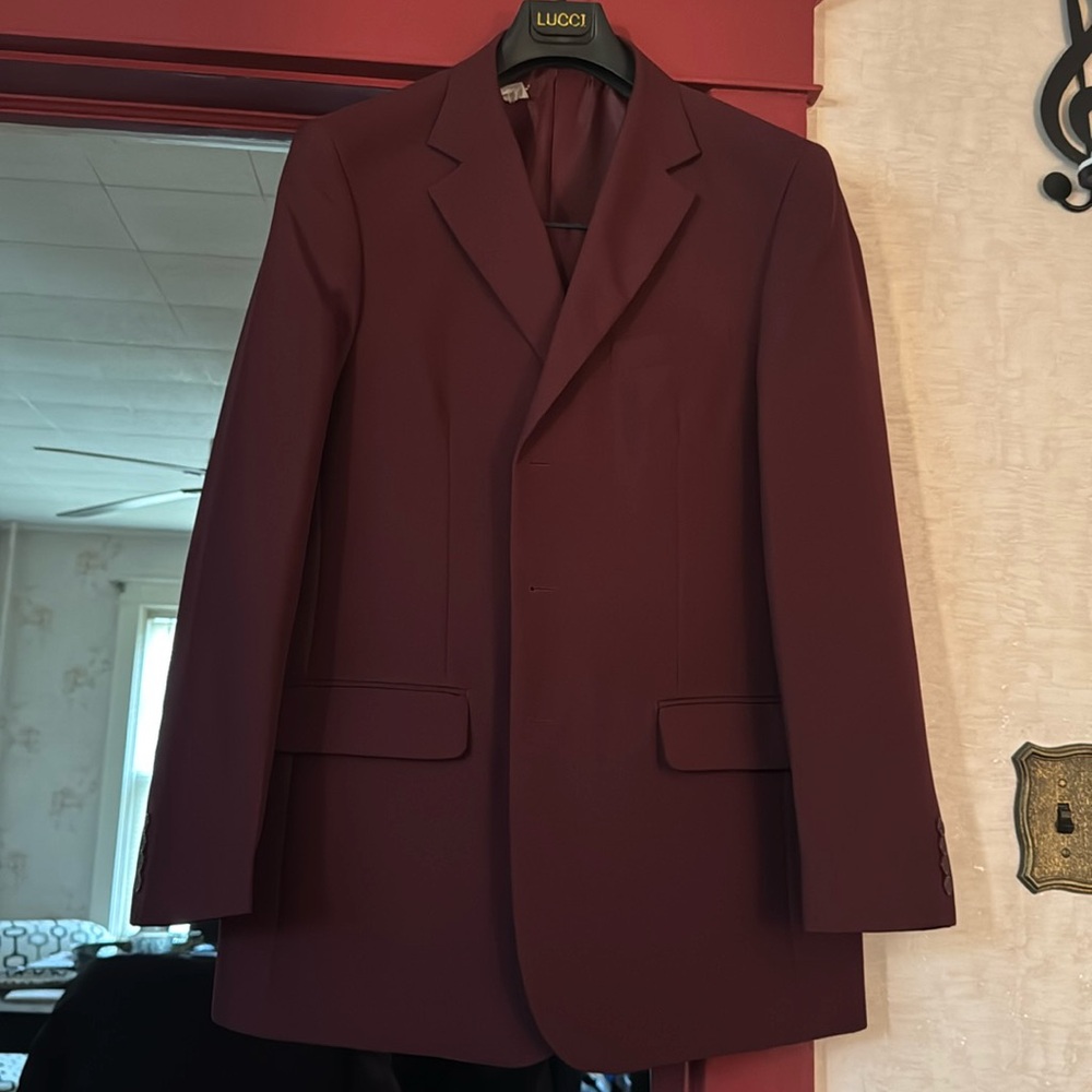 Two piece suit 42L